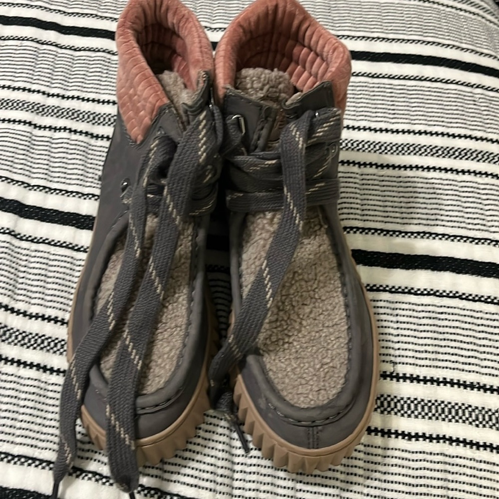 Same Edelman Reve Boot 8.5 like new